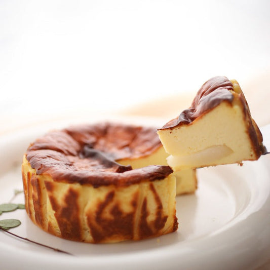 Original ChitChat: Burnt Basque Cheesecake with Mochi